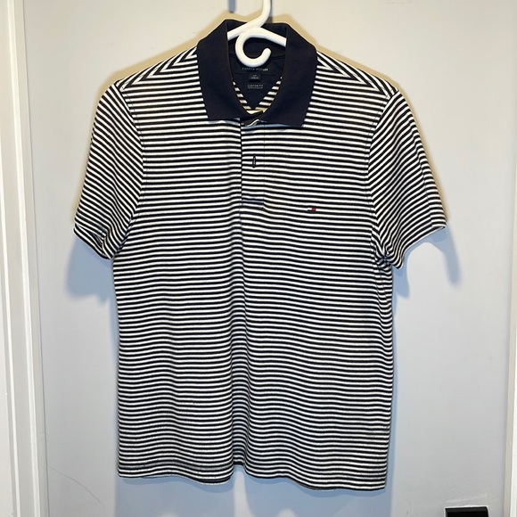 Tommy Hilfiger Polo Shirt Like New - Picture 1 of 6